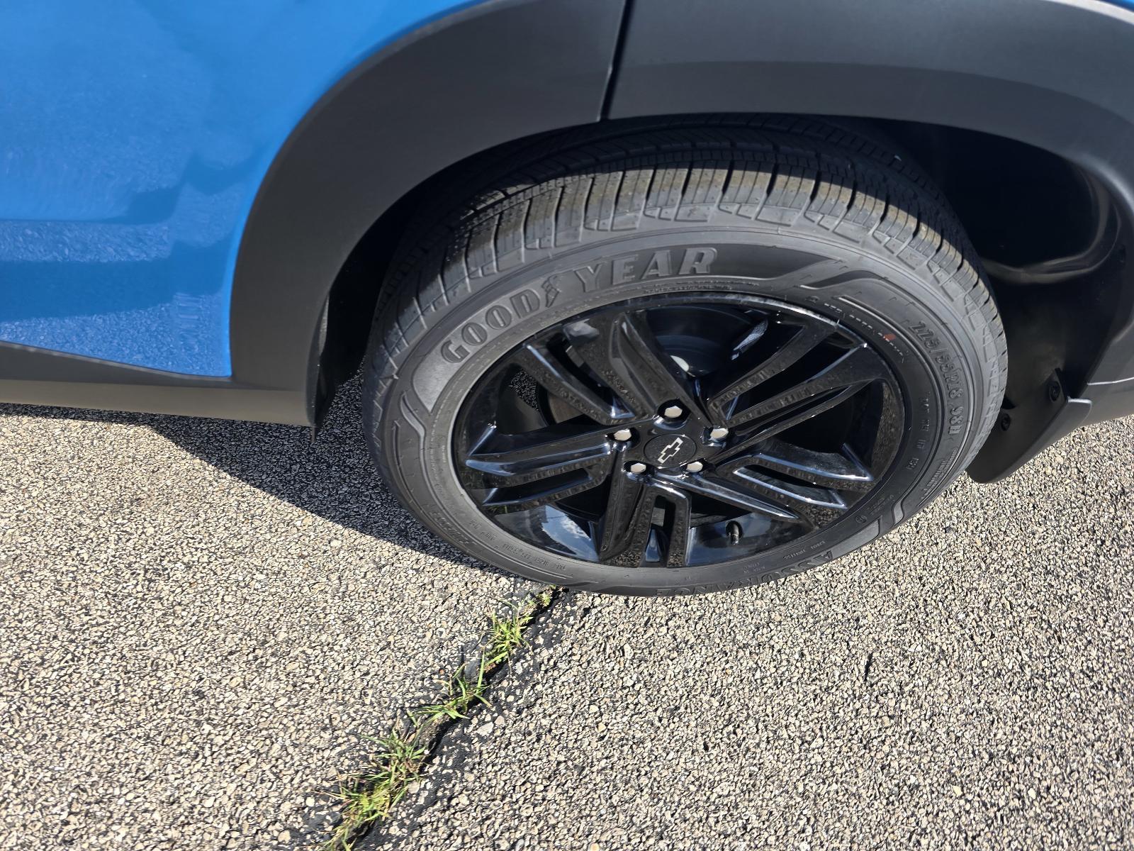 2025 Chevrolet Trax Vehicle Photo in Rolla, MO 65401