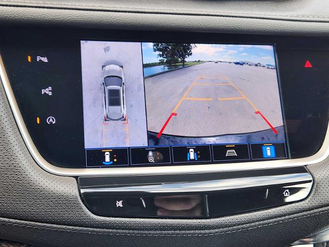 2022 Cadillac XT5 Vehicle Photo in DENTON, TX 76210-9321