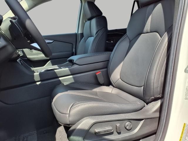 2025 Honda Pilot Vehicle Photo in Oshkosh, WI 54904