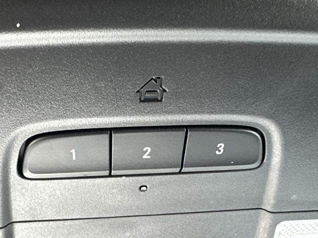 2023 Chevrolet Traverse Vehicle Photo in Roslyn, NY 11576