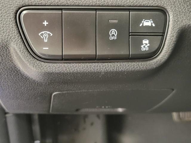 2023 Kia Seltos Vehicle Photo in Neenah, WI 54956