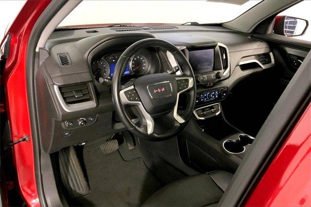 2024 GMC Terrain Vehicle Photo in KANSAS CITY, MO 64114-4502