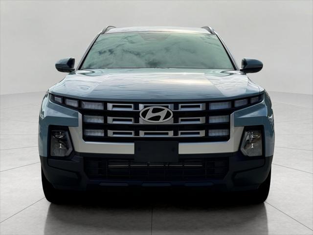 2025 Hyundai SANTA CRUZ Vehicle Photo in Green Bay, WI 54304