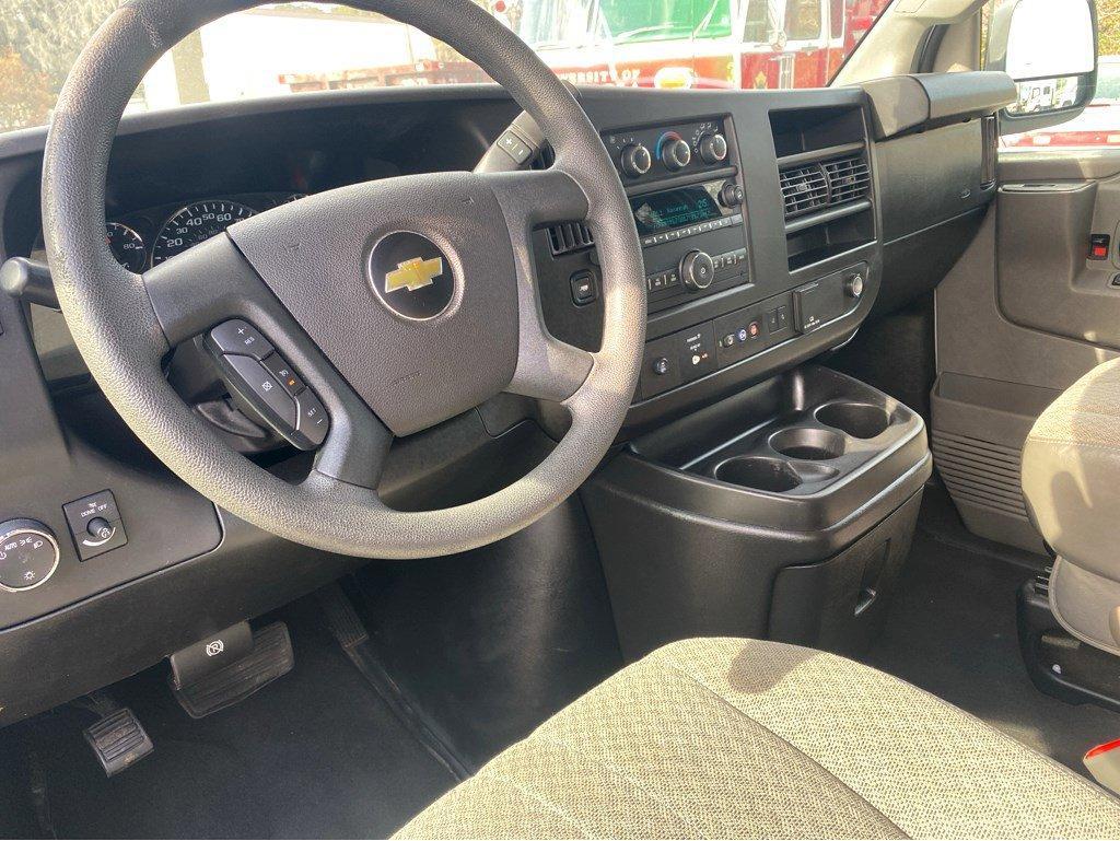 2020 Chevrolet Express Passenger Vehicle Photo in SAVANNAH, GA 31406-4513