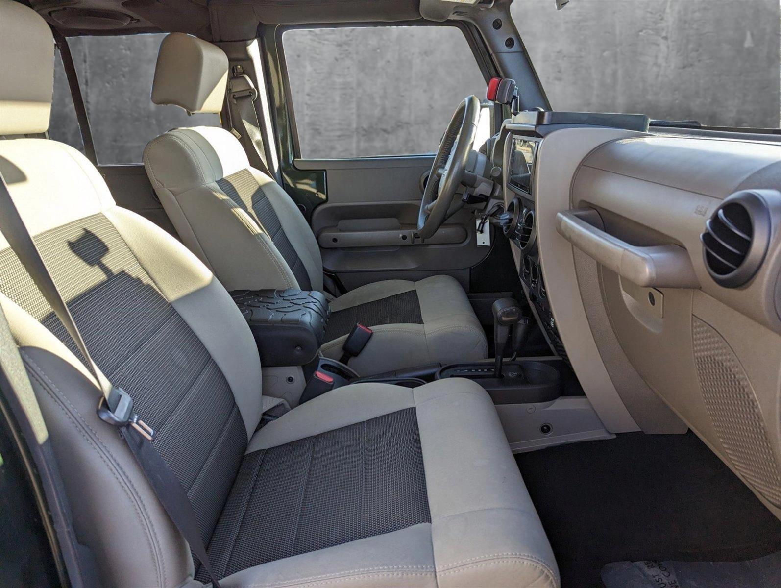 2010 Jeep Wrangler Unlimited Vehicle Photo in Spokane Valley, WA 99212
