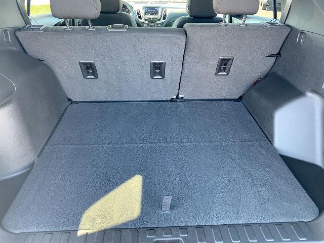 2022 Chevrolet Equinox Vehicle Photo in MOON TOWNSHIP, PA 15108-2571