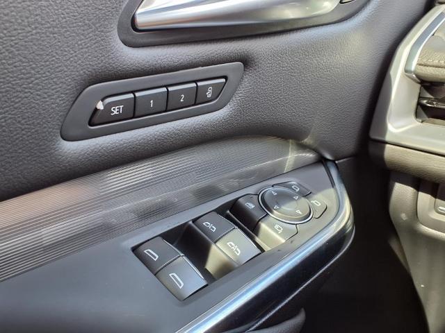 2025 Cadillac XT4 Vehicle Photo in TAMPA, FL 33612-3404