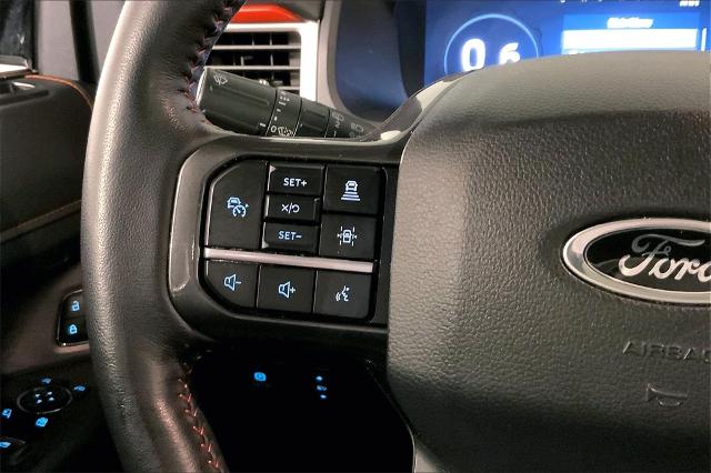 2024 Ford Expedition Vehicle Photo in Lees Summit, MO 64086