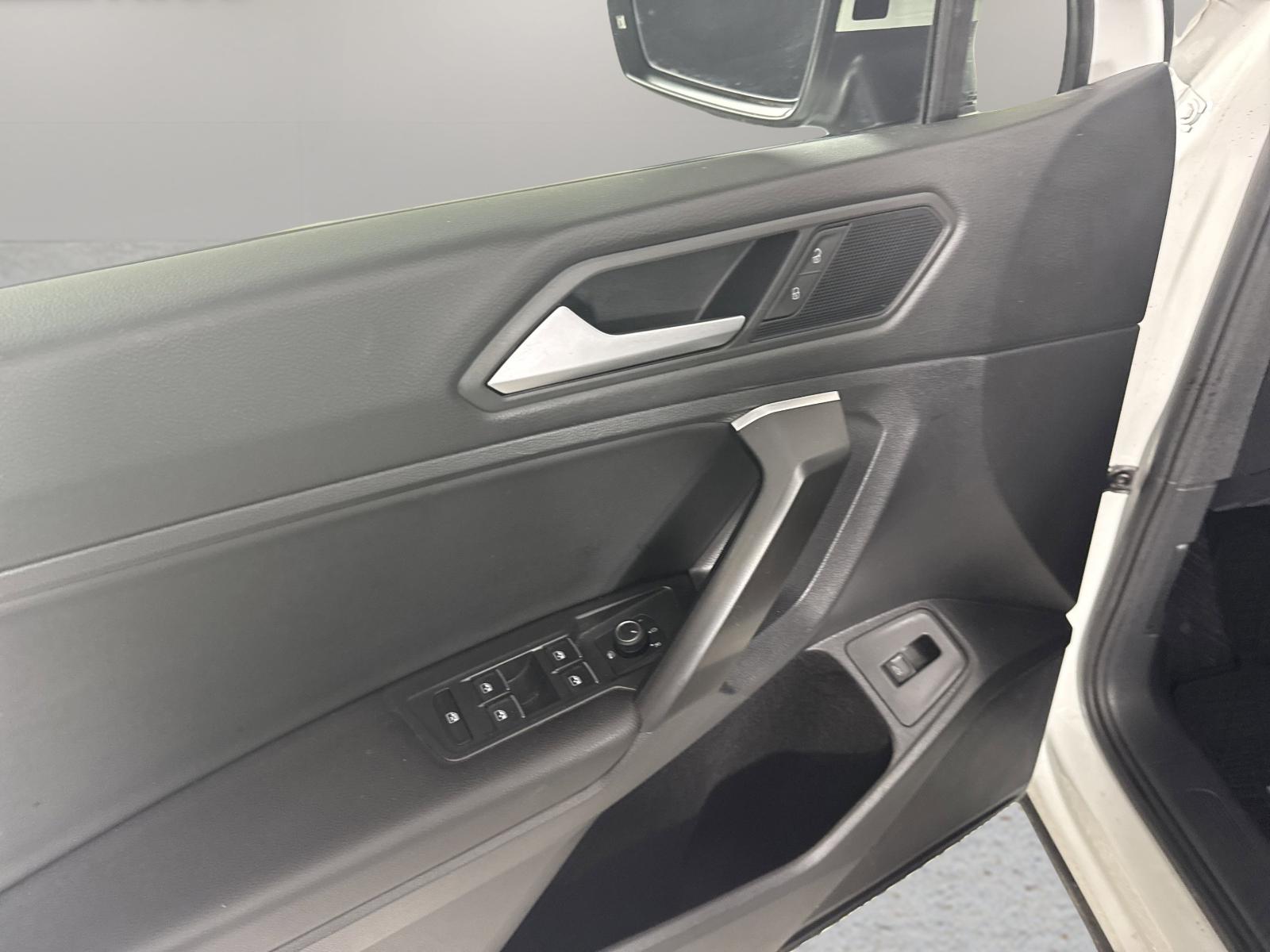 2021 Volkswagen Tiguan Vehicle Photo in GEORGETOWN, TX 78626-7508