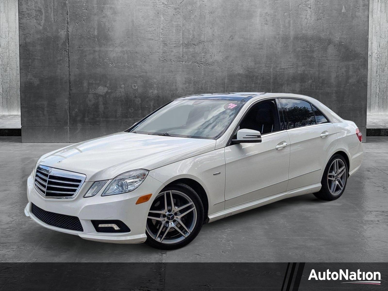 2011 Mercedes-Benz E-Class Vehicle Photo in PEMBROKE PINES, FL 33024-6534