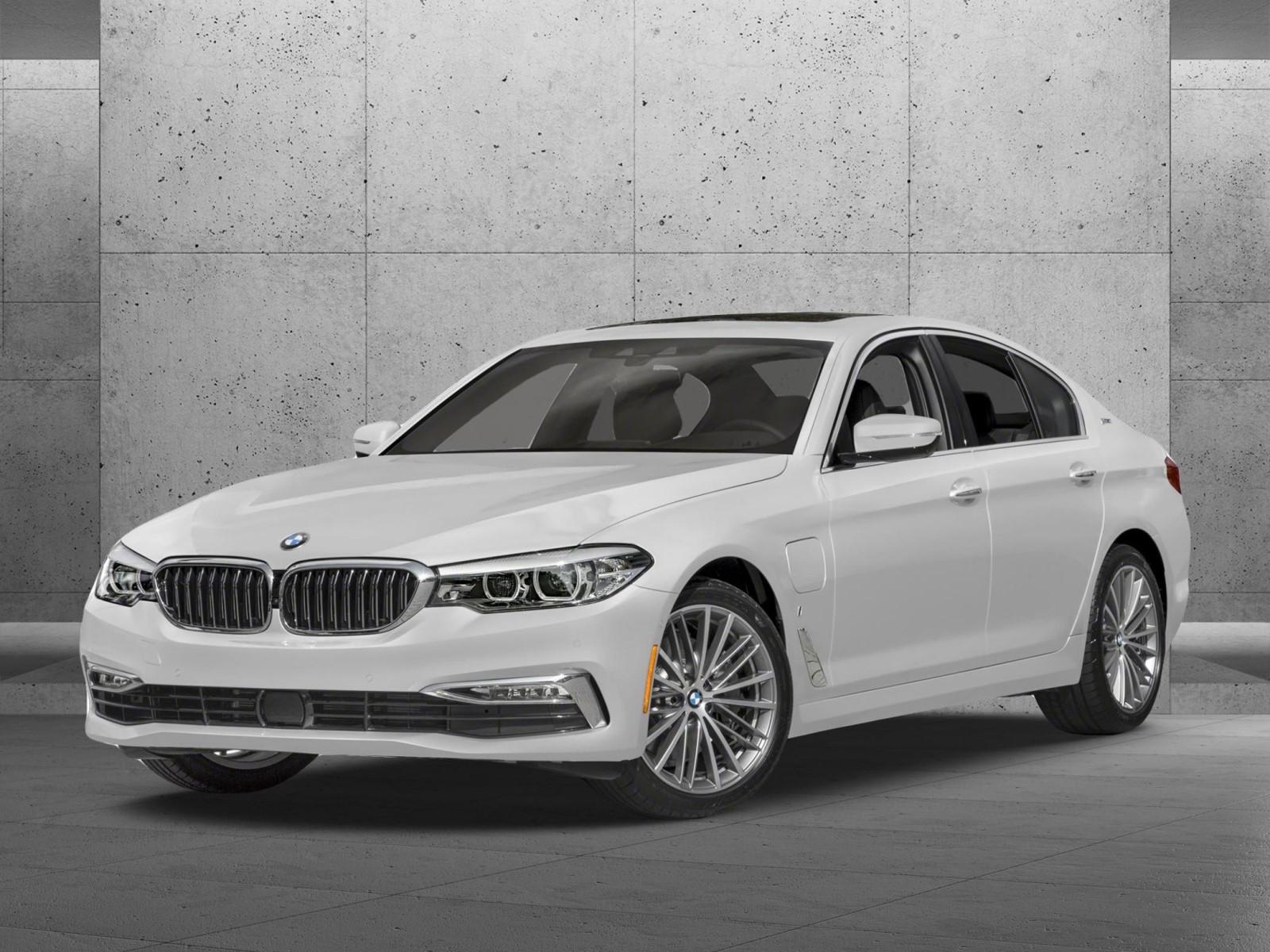 2018 BMW 530e iPerformance Vehicle Photo in Valencia, CA 91355