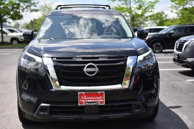 2025 Nissan Pathfinder Vehicle Photo in Ballwin, MO 63011