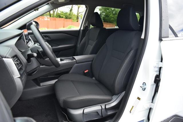 2025 Nissan Rogue Vehicle Photo in Ballwin, MO 63011