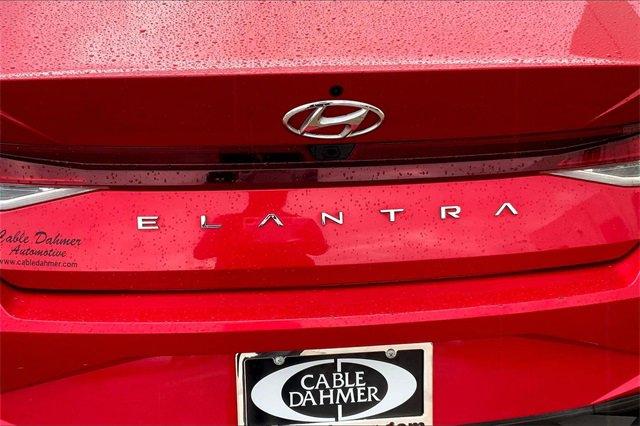 2021 Hyundai Elantra Vehicle Photo in TOPEKA, KS 66609-0000
