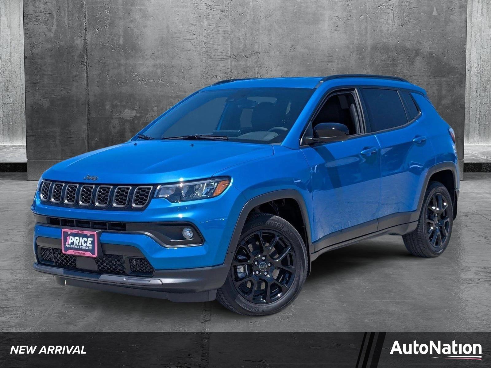 2025 Jeep Compass Vehicle Photo in Valencia, CA 91355