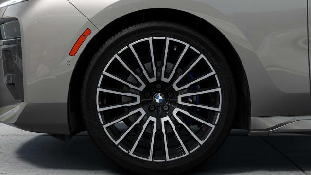 2025 BMW 760i xDrive Vehicle Photo in GRAPEVINE, TX 76051