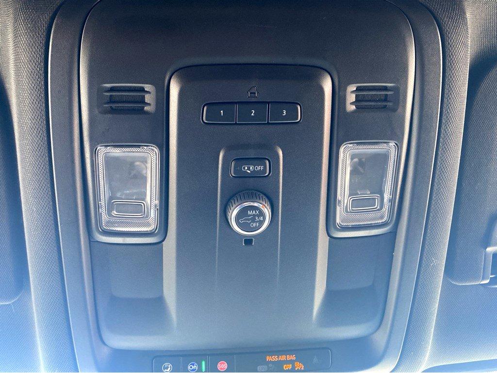 2024 Chevrolet Suburban Vehicle Photo in SAVANNAH, GA 31406-4513