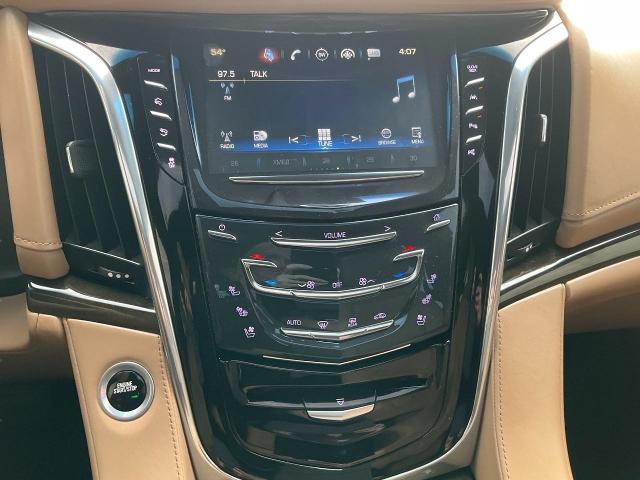 2018 Cadillac Escalade Vehicle Photo in Kaukauna, WI 54130
