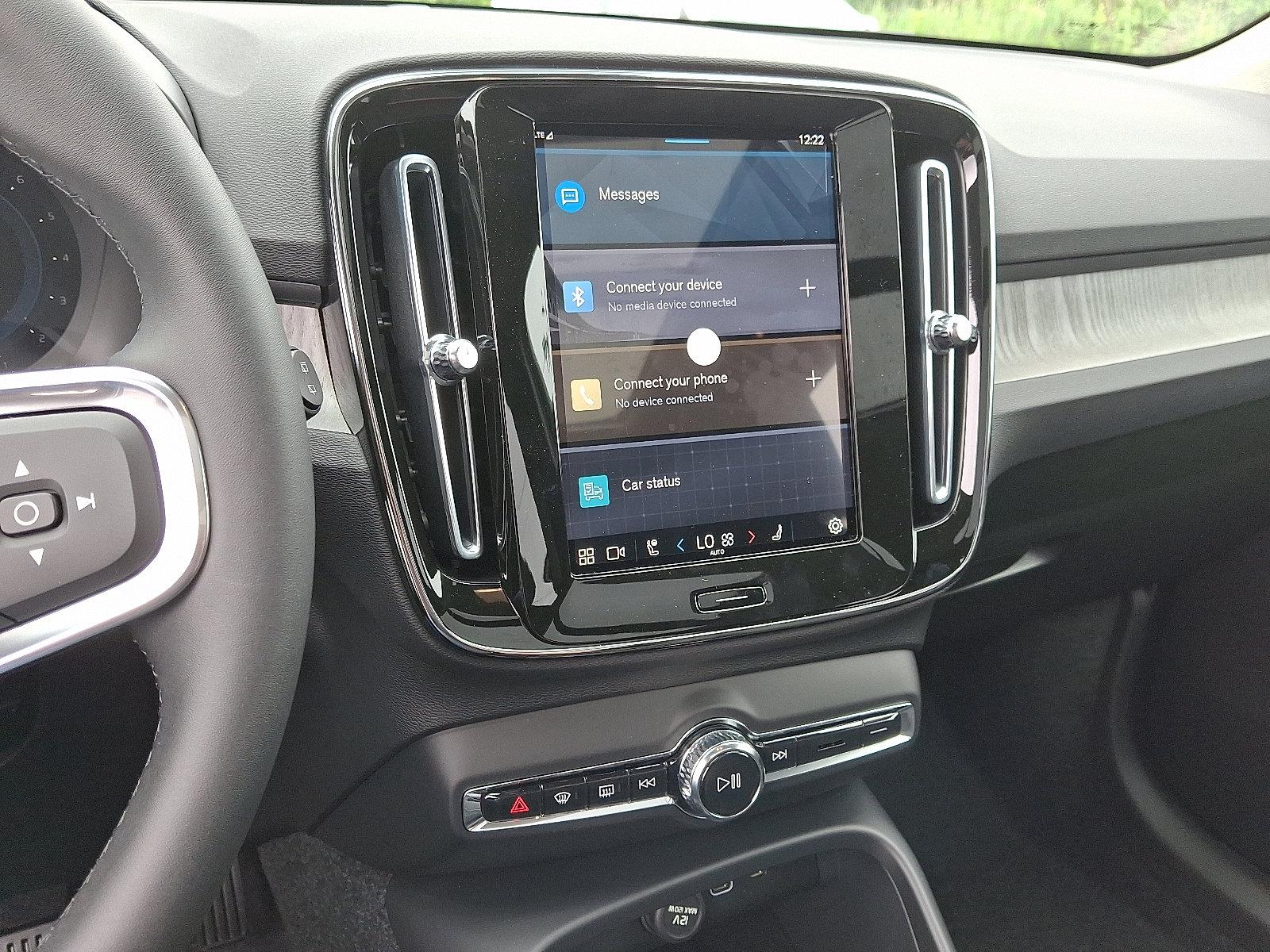 2025 Volvo XC40 Vehicle Photo in Trevose, PA 19053
