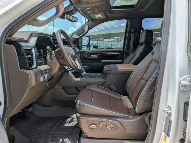 2024 GMC Sierra 2500 HD Vehicle Photo in SELMA, TX 78154-1459