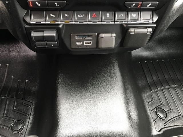2019 Chevrolet Silverado 1500 Vehicle Photo in GREEN BAY, WI 54303-3330
