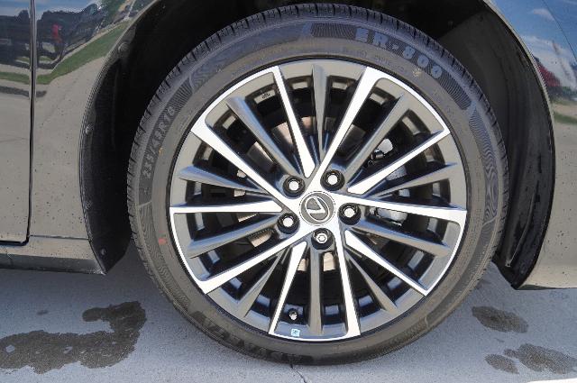 2023 Lexus ES 350 Vehicle Photo in Riverdale, UT 84405