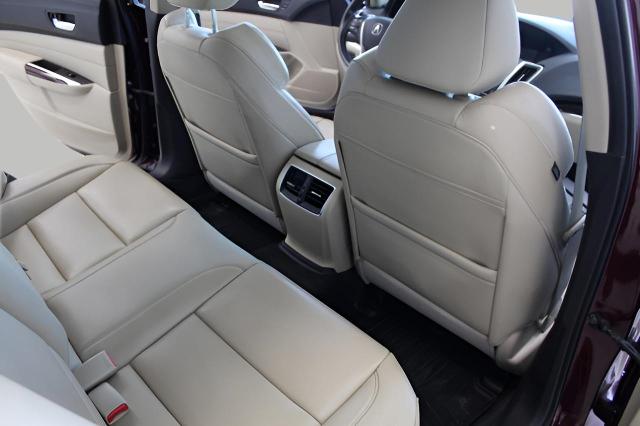 2016 Acura TLX Vehicle Photo in Green Bay, WI 54304