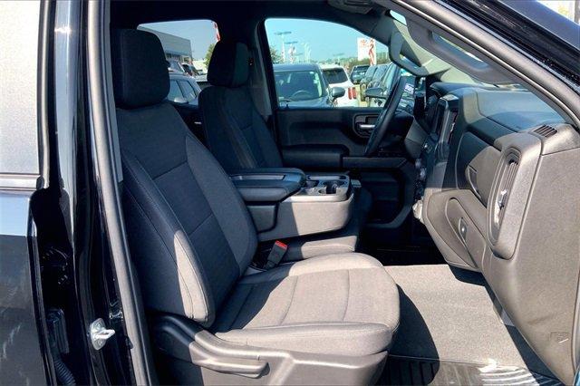 2025 Chevrolet Silverado 1500 Vehicle Photo in KANSAS CITY, MO 64114-4502