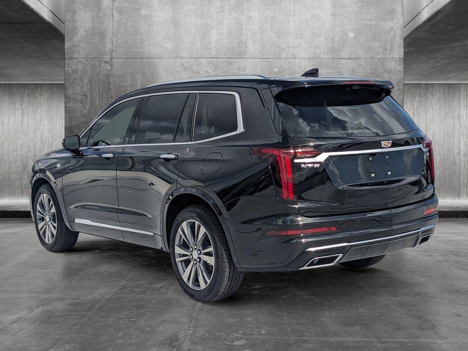 2025 Cadillac XT6 Vehicle Photo in WEST PALM BEACH, FL 33407-3296