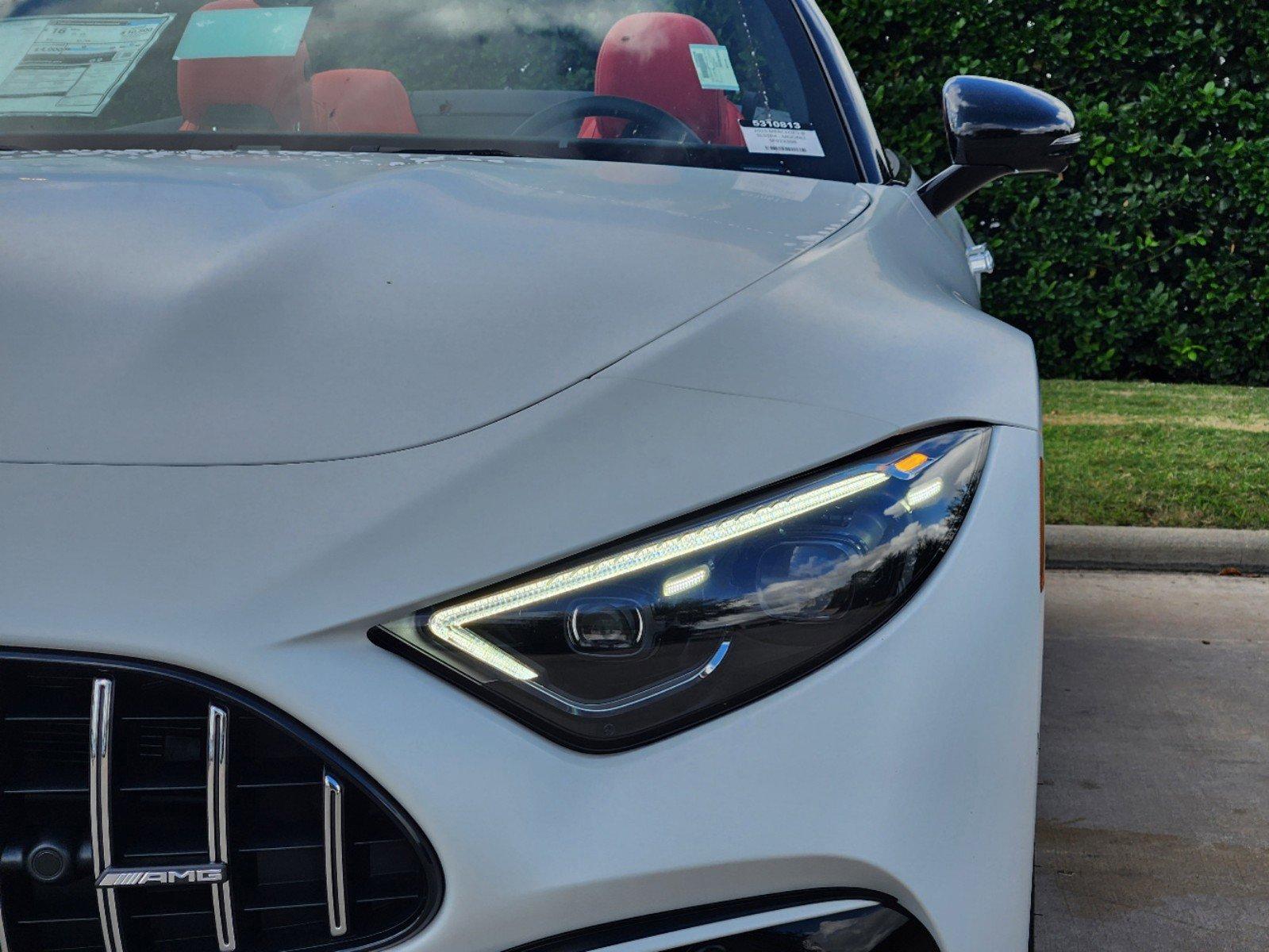 2025 Mercedes-Benz SL Vehicle Photo in HOUSTON, TX 77079