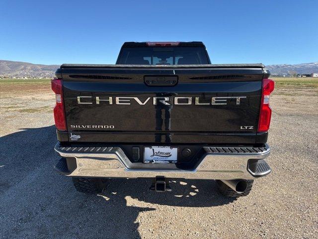 2023 Chevrolet Silverado 3500HD LTZ photo 6