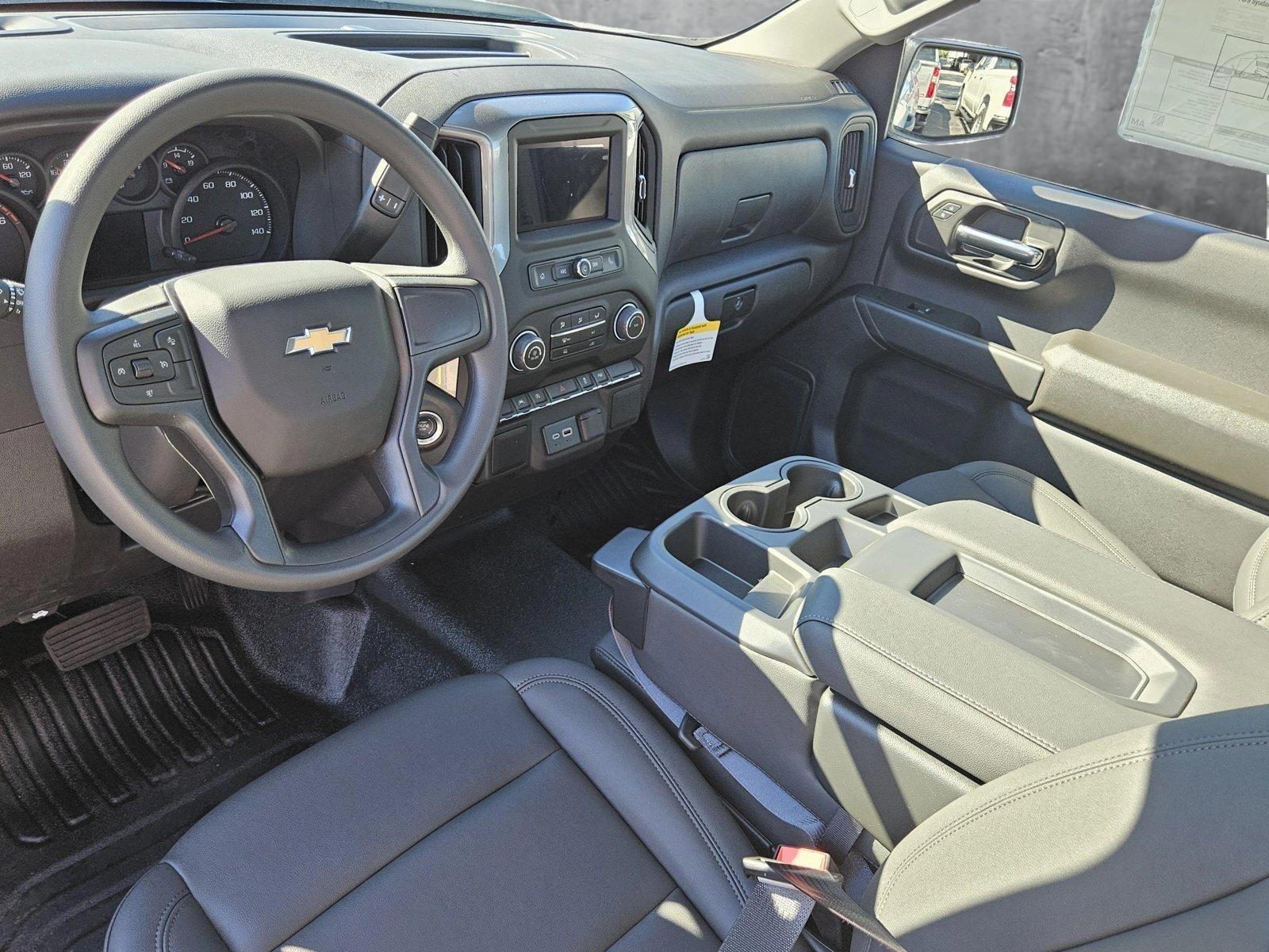 2025 Chevrolet Silverado 1500 Vehicle Photo in GREENACRES, FL 33463-3207