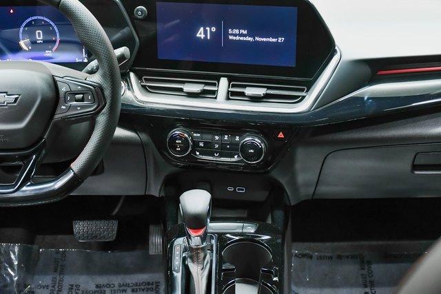 2025 Chevrolet Trax Vehicle Photo in EVERETT, WA 98203-5662
