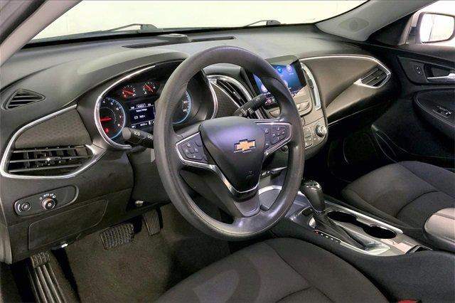 2020 Chevrolet Malibu Vehicle Photo in INDEPENDENCE, MO 64055-1314