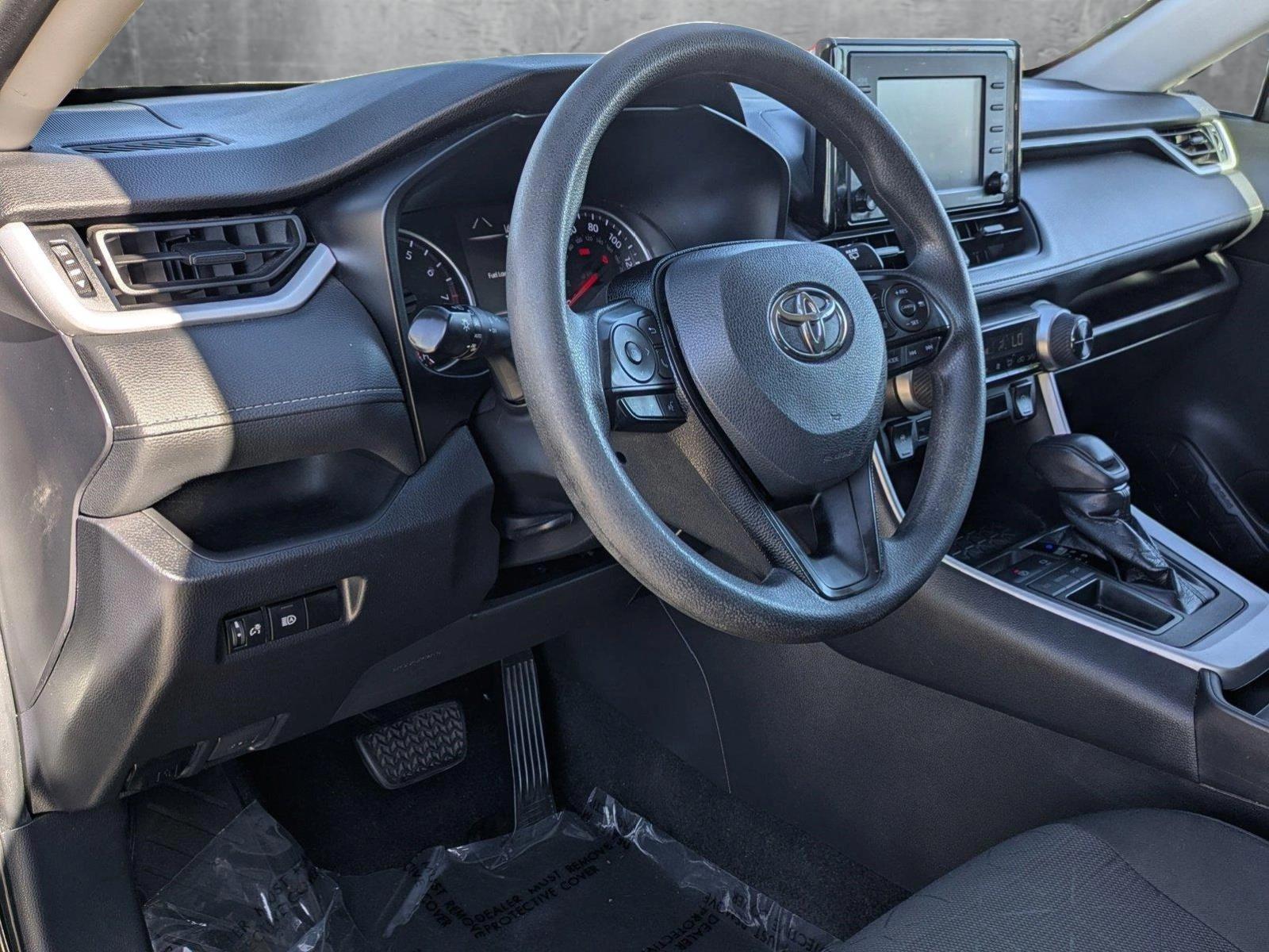 2020 Toyota RAV4 Vehicle Photo in Tustin, CA 92782