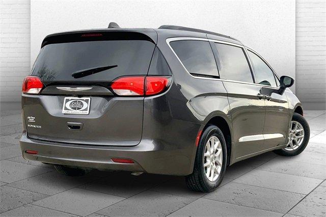 2021 Chrysler Voyager Vehicle Photo in KANSAS CITY, MO 64114-4502