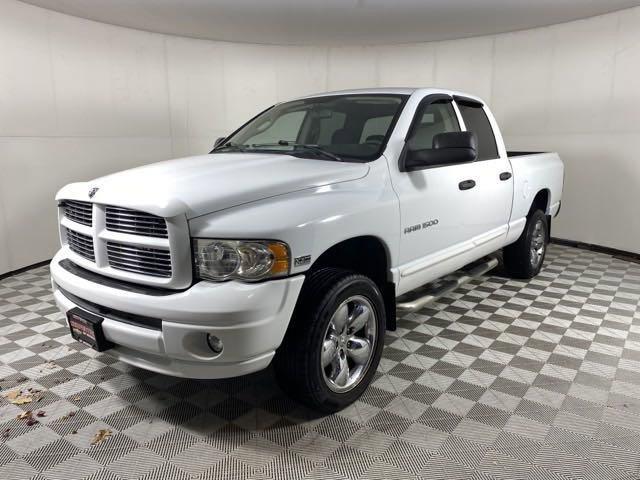 2005 Dodge Ram 1500 Vehicle Photo in MEDINA, OH 44256-9001