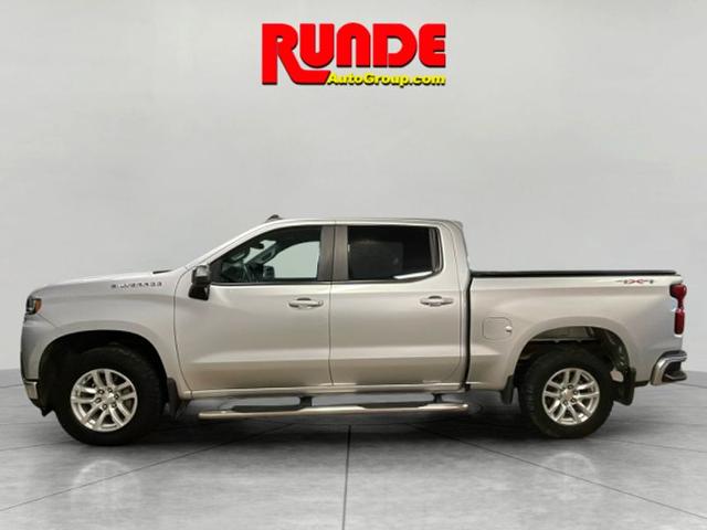 Used 2019 Chevrolet Silverado 1500 LT with VIN 3GCUYDED4KG182622 for sale in Platteville, WI