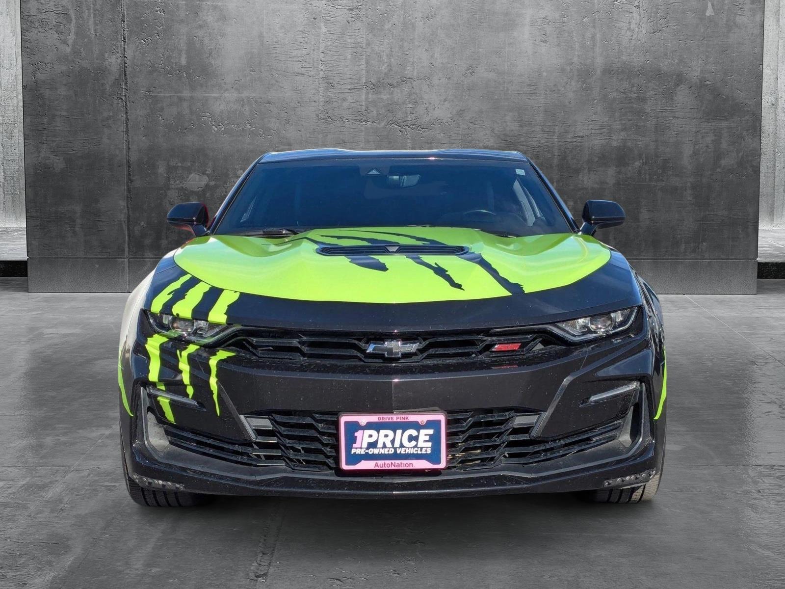 2020 Chevrolet Camaro Vehicle Photo in VALENCIA, CA 91355-1705