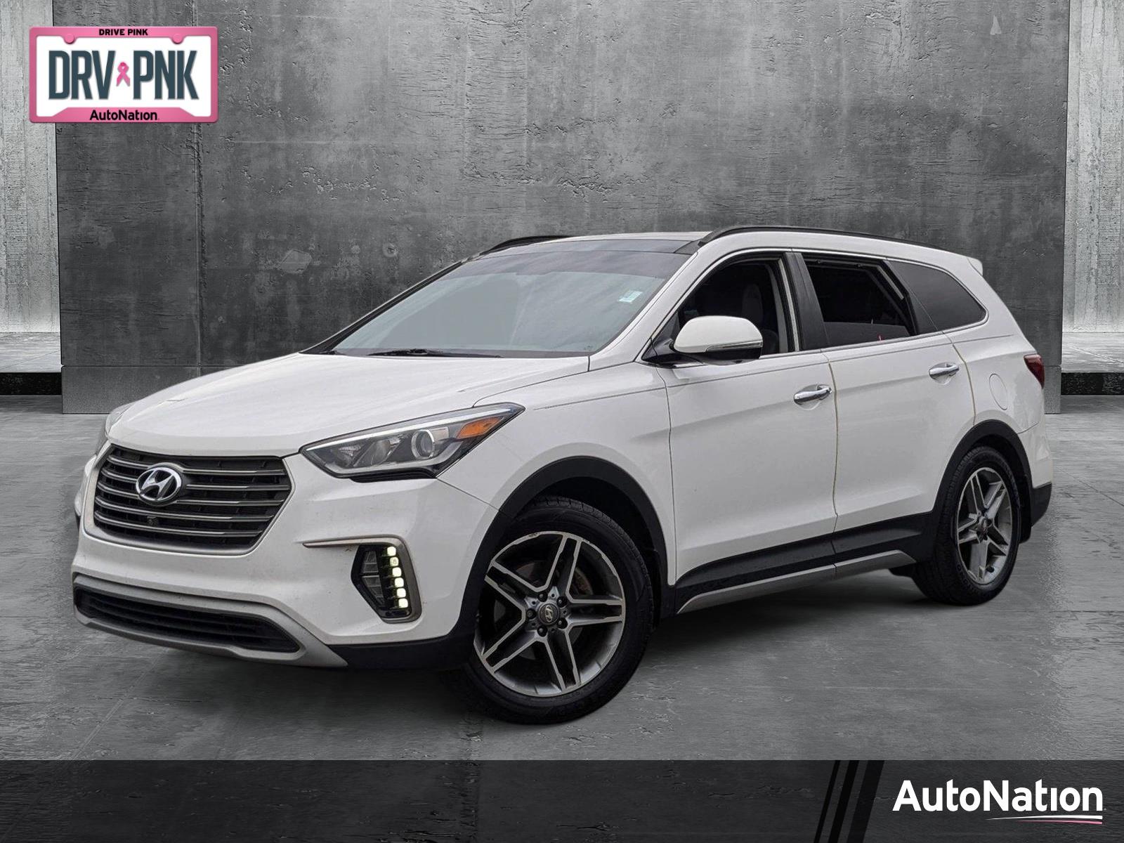 2017 Hyundai SANTA FE Vehicle Photo in St. Petersburg, FL 33713