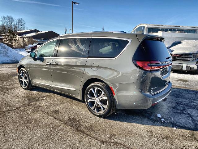 2022 Chrysler Pacifica Vehicle Photo in WILLIAMSVILLE, NY 14221-2883