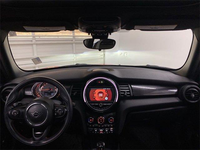 2020 MINI Cooper S Hardtop 4 Door Vehicle Photo in PORTLAND, OR 97225-3518