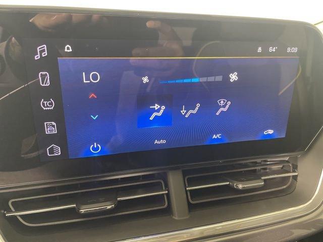 2025 Chevrolet Trax Vehicle Photo in PHOENIX, AZ 85014-3381