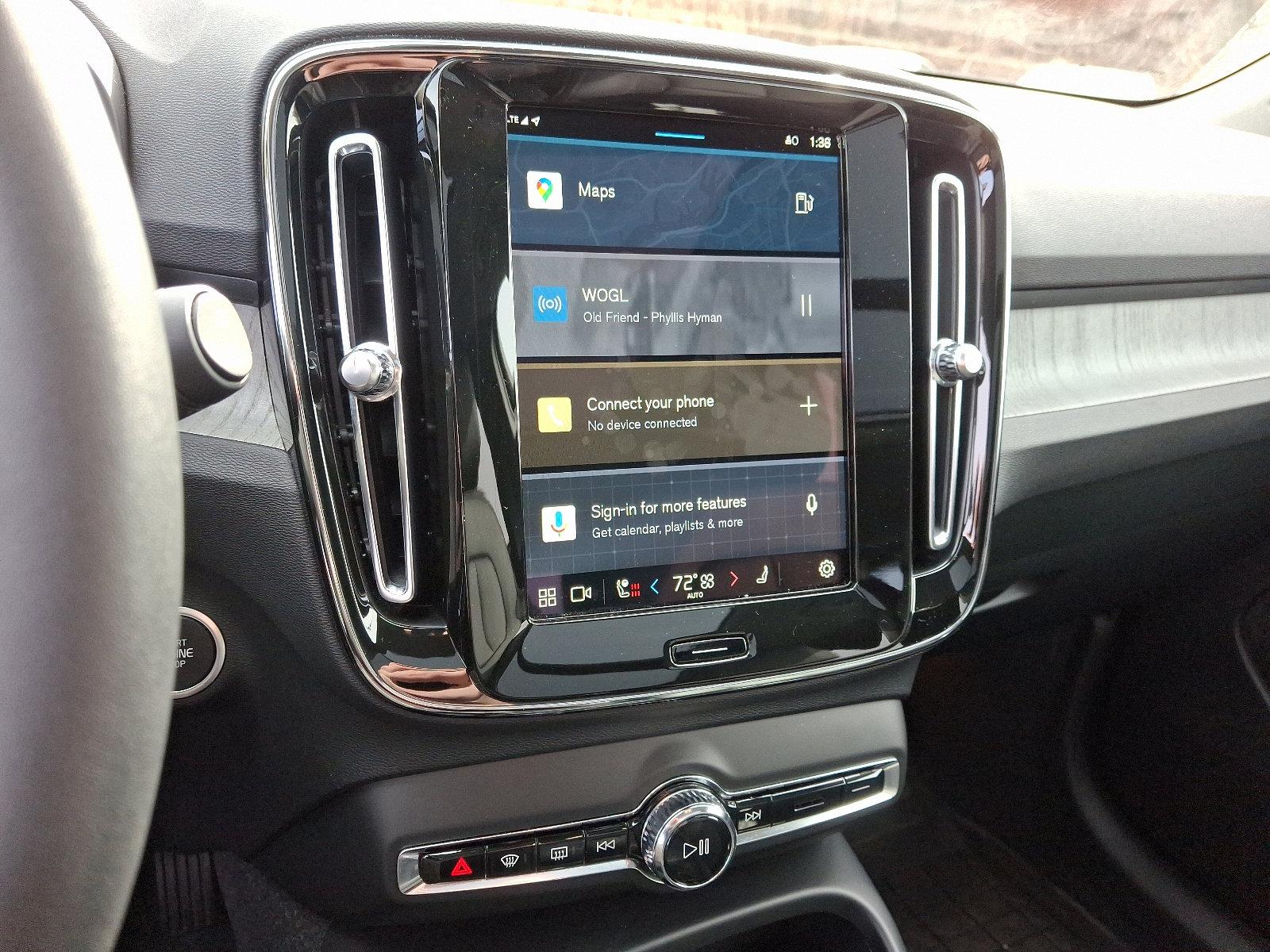 2024 Volvo XC40 Vehicle Photo in Trevose, PA 19053