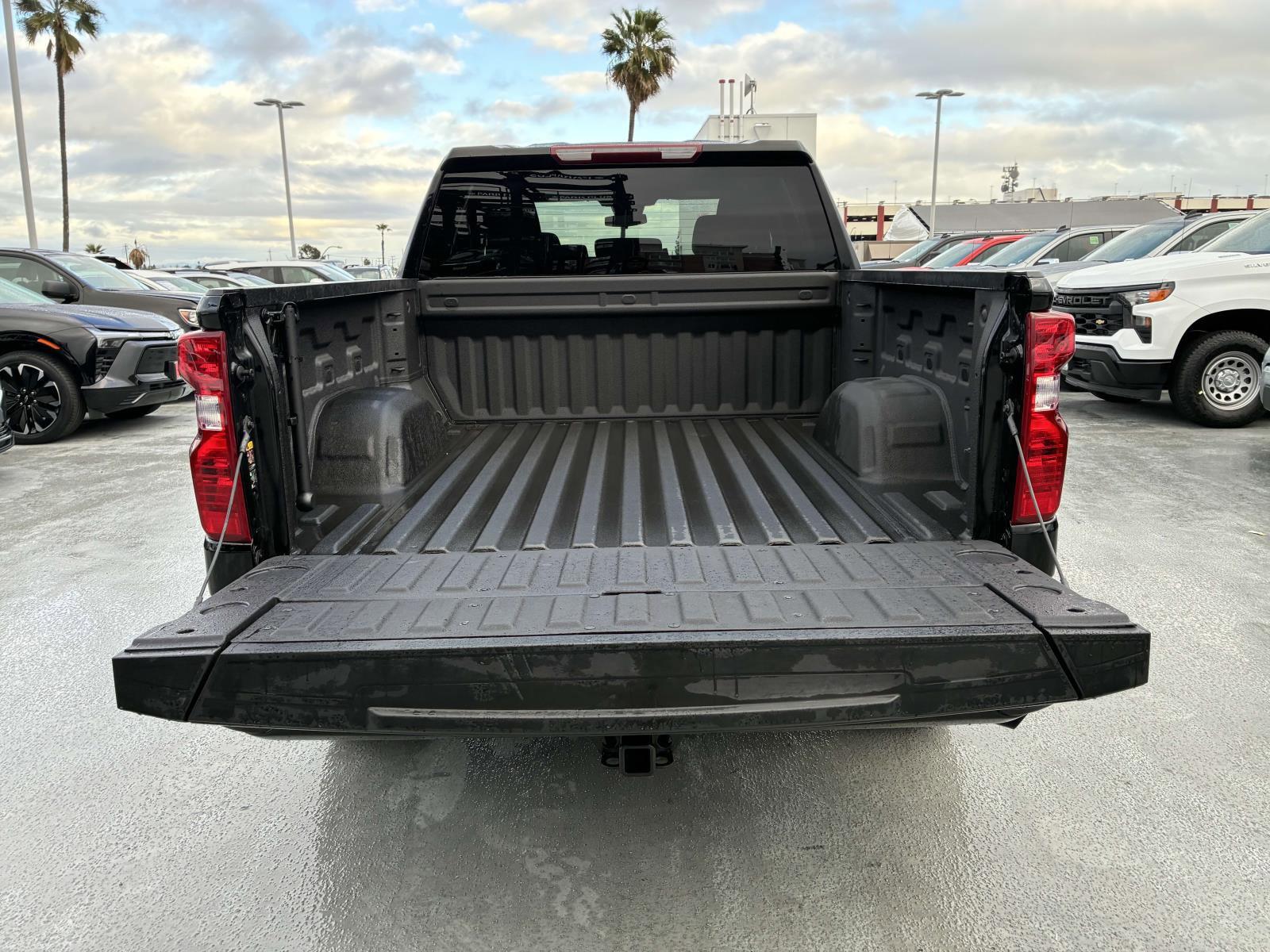 2025 Chevrolet Silverado 1500 Vehicle Photo in LOS ANGELES, CA 90007-3794