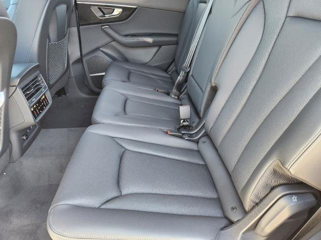 2025 Audi Q7 Vehicle Photo in HOUSTON, TX 77090