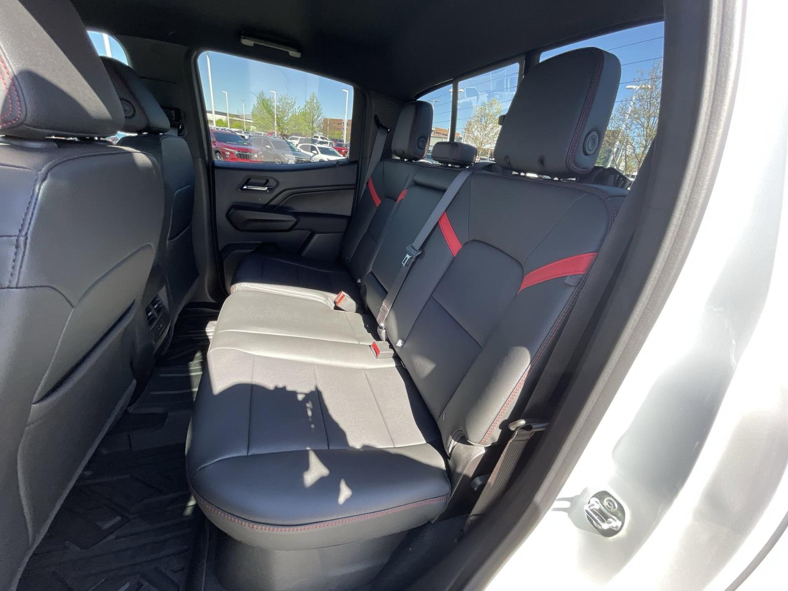 2025 Chevrolet Colorado Vehicle Photo in BENTONVILLE, AR 72712-4322