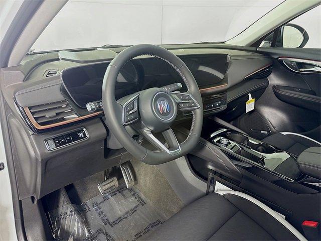 2025 Buick Envision Vehicle Photo in PUYALLUP, WA 98371-4149