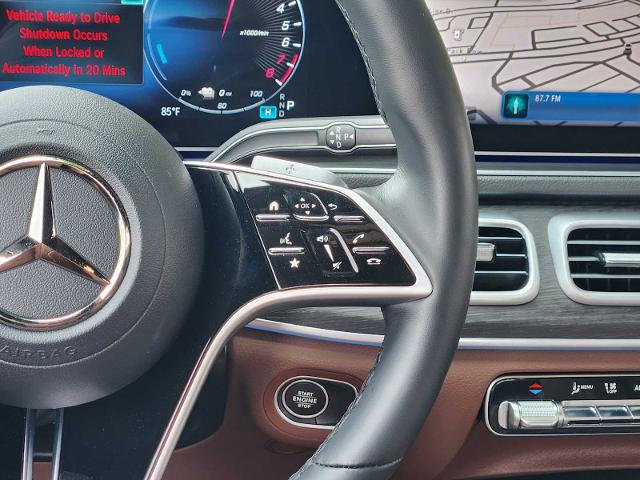 2025 Mercedes-Benz GLE Vehicle Photo in HOUSTON, TX 77079