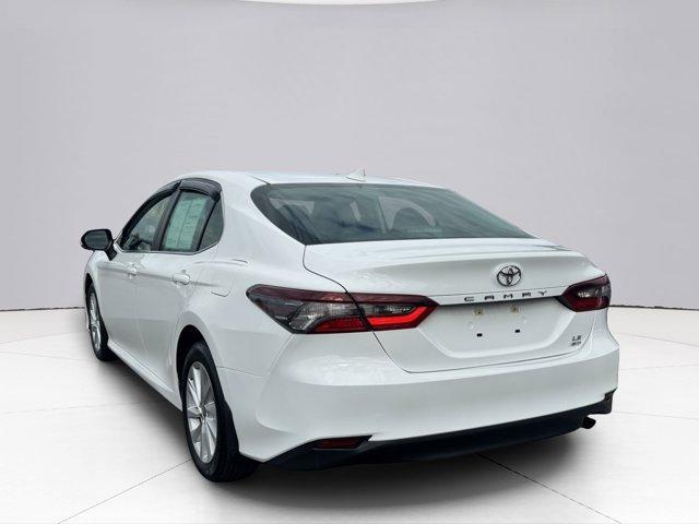 2022 Toyota Camry Vehicle Photo in LEOMINSTER, MA 01453-2952